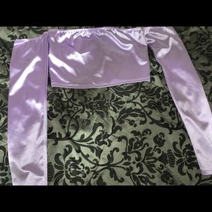 Off the shoulder long sleeve crop top